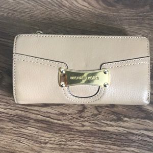 Tan Michael Kors Long Wallet